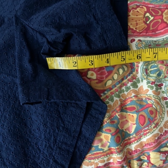 Talbots 100% Cotton Fully Lined Navy Blue Eyelet Chino short size 8 - Picture 8 of 8